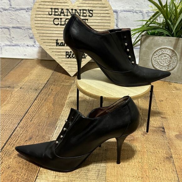 Tabitha Simmons black leather ankle bootie heels - Picture 1 of 16